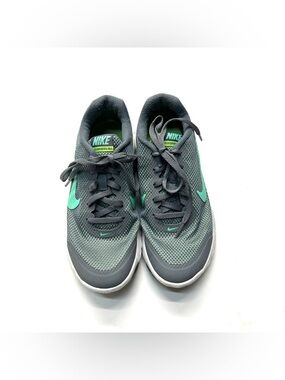 Nike Grey and Mint Green Athletic Sneakers Flex Experience Tennis Shoes Running